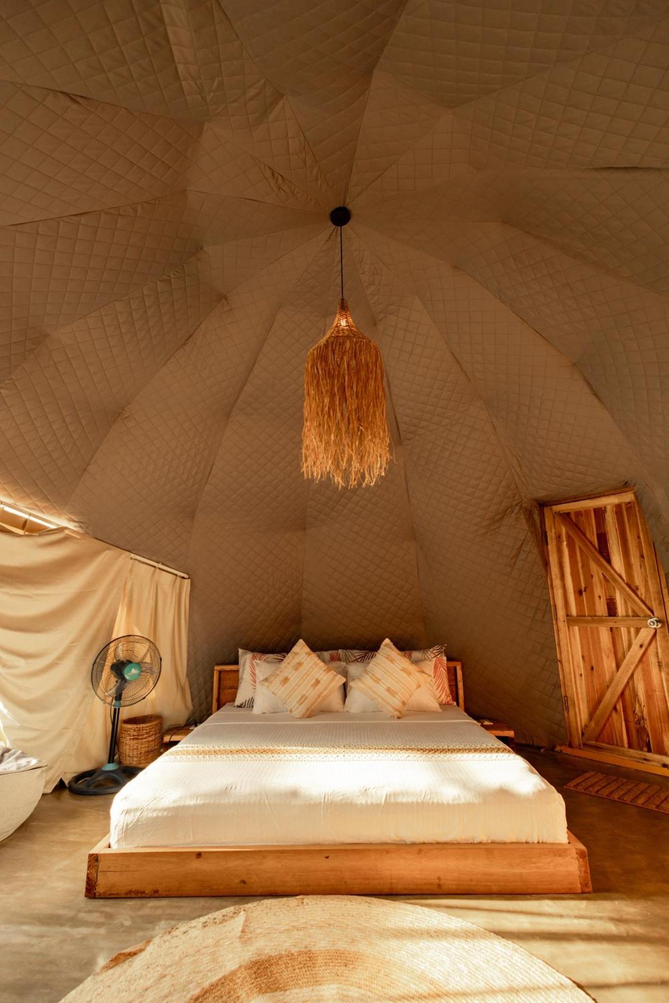 Domes And Dreams Lio Glamping Otel El Nido Dış mekan fotoğraf